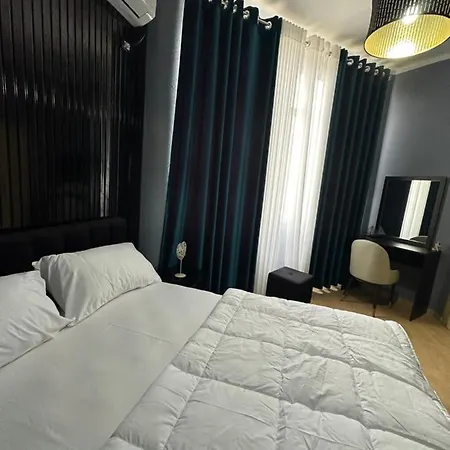 Apartament Era's *